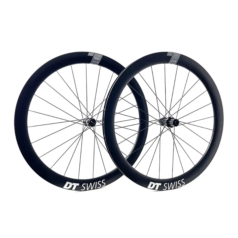 Paire de roues DT SWISS ERC 1600 SPLINE Disc Carbone 45mm avec pneus offert.