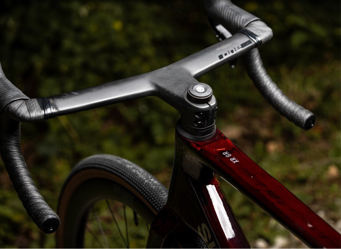 GRAVEL SUPERIOR X-ROAD 9.9 GR SERIE LIMITE 2025 DISPO MARS