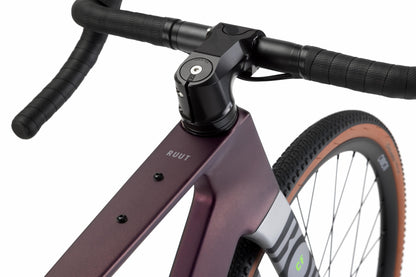 GRAVEL RONDO RUUT CF2 AUBERGINE / SILVER