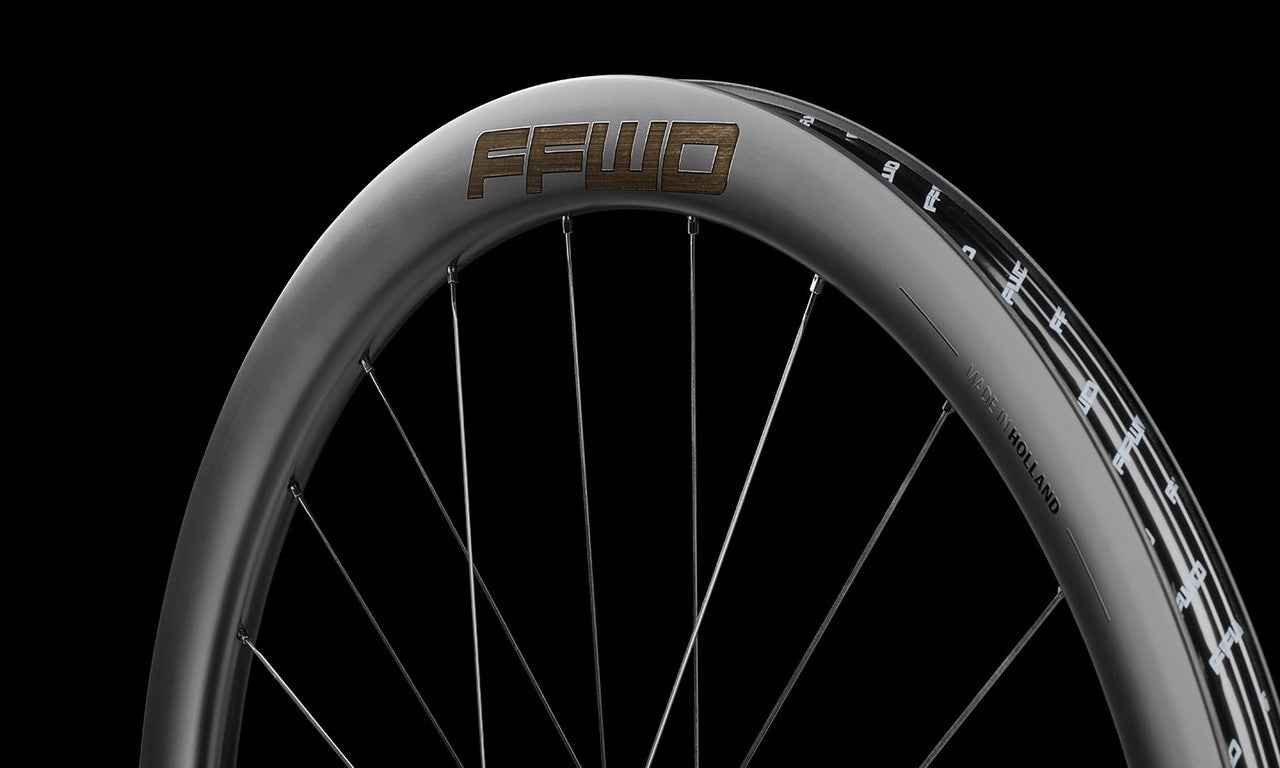 PAIRE DE ROUES RYOT 44 - TLR Disque - DT240 / Sram XDR ET Shimano HG  New 2025
