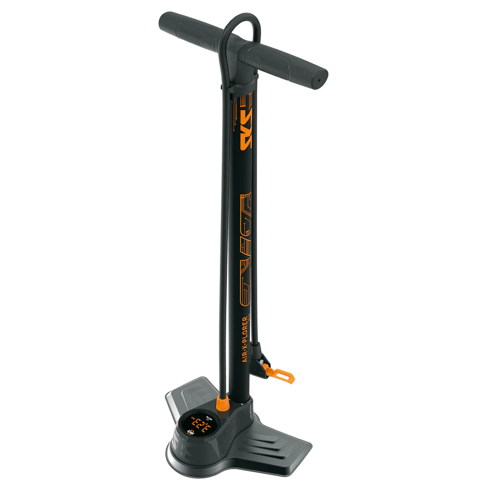 POMPE À PIED SKS AIR-X-PLORER DIGI 10.0 AVEC MANOMÈTRE ORANGE/NOIRE
