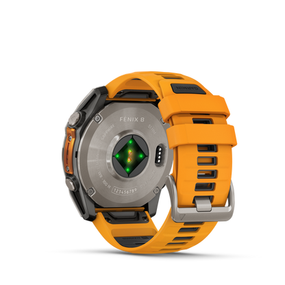 Montre GPS Garmin Fénix 8 AMOLED - 51 mm Sapphire Titane avec Bracelet en Silicone Orange Graphite