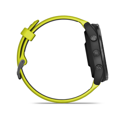 Forerunner® 965 noire avec lunette en titane et bracelet en silicone jaune vif/noir