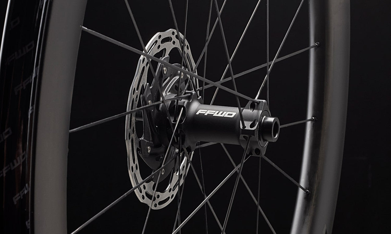 PAIRE DE ROUES RYOT 77 TLR Disque FFWD / Sram XDR ET Shimano HG  New 2025