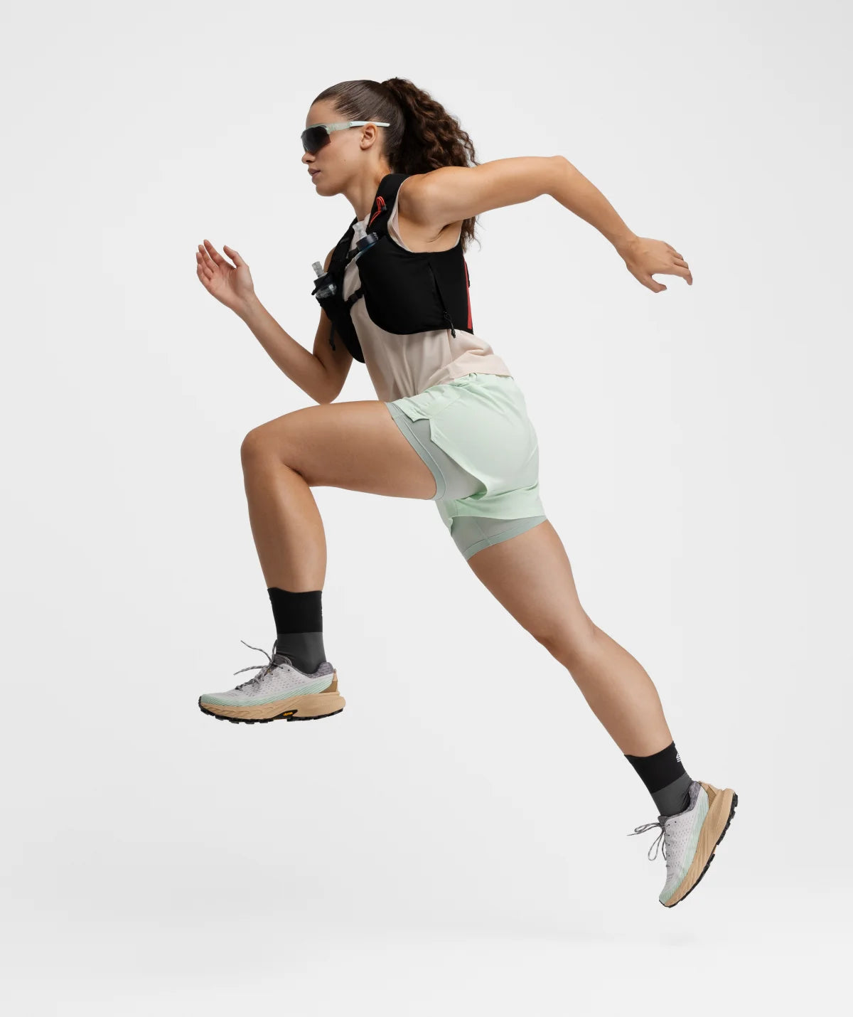 Short double couche trail running femme Araroa Mint