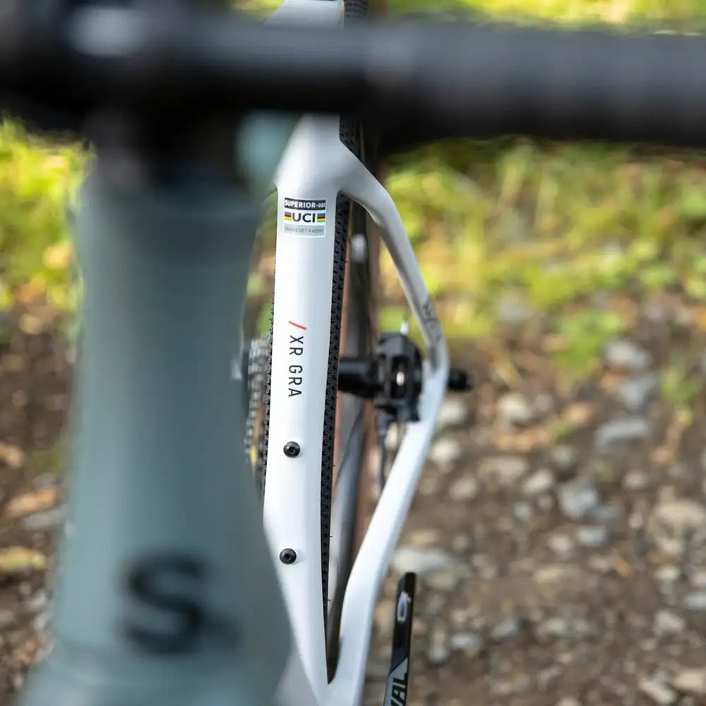 GRAVEL XR 9.5 GRA – Gravel Race Aventure SUPERIOR Carbone – RIVAL AXS XPLR 13s