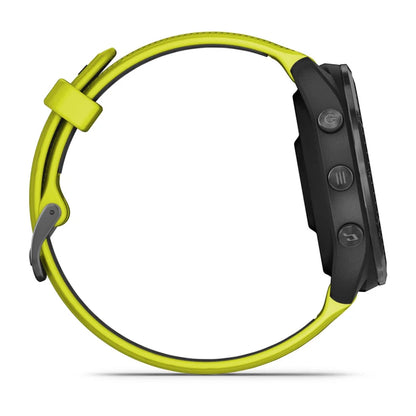 Forerunner® 965 noire avec lunette en titane et bracelet en silicone jaune vif/noir