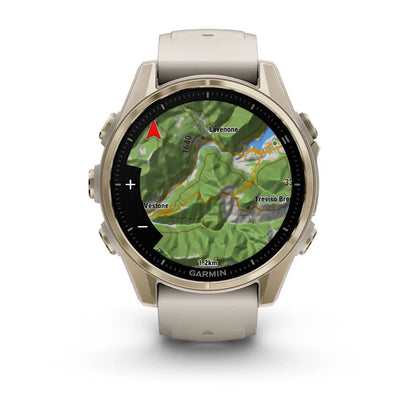 Montre GPS Garmin Fénix 8 AMOLED - 43 mm Sapphire Titane Soft Gold avec Bracelet en Silicone Gris Beige