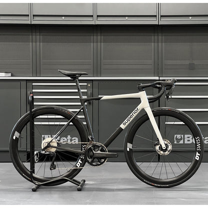 VÉLO DE ROUTE SUPERIOR RR 9.8 CARBON  Matte Carbon/White 2025
